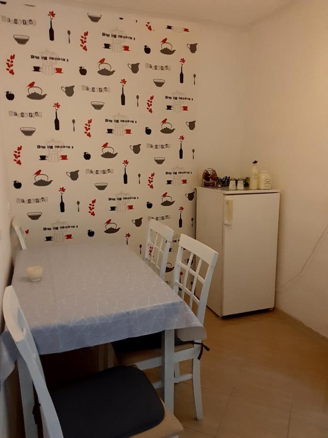 Vicky 1 Apartment โกตอร์ ภายนอก รูปภาพ